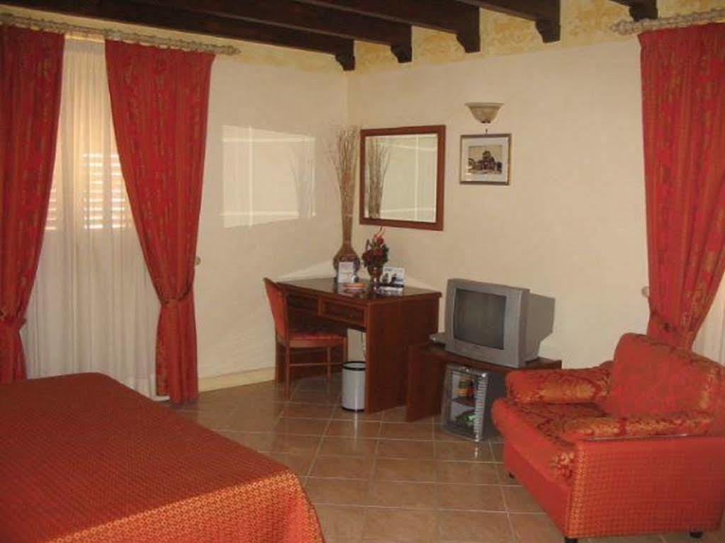 Hotel Centrale Bagheria Dış mekan fotoğraf