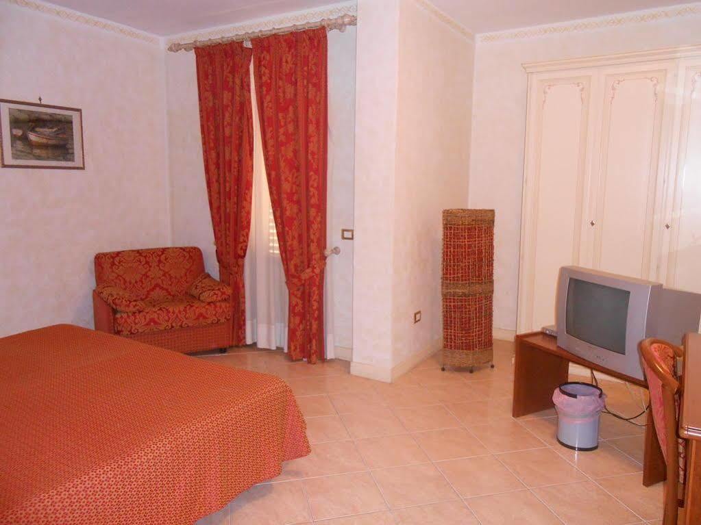 Hotel Centrale Bagheria Dış mekan fotoğraf